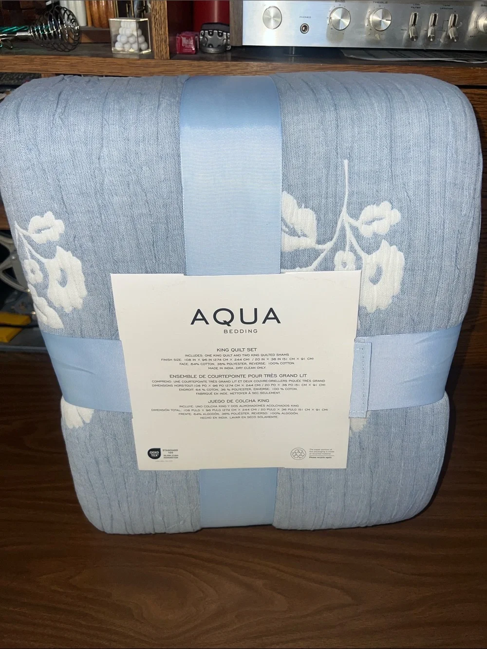 NWT Aqua Blue and White Floral Quilt Set- King